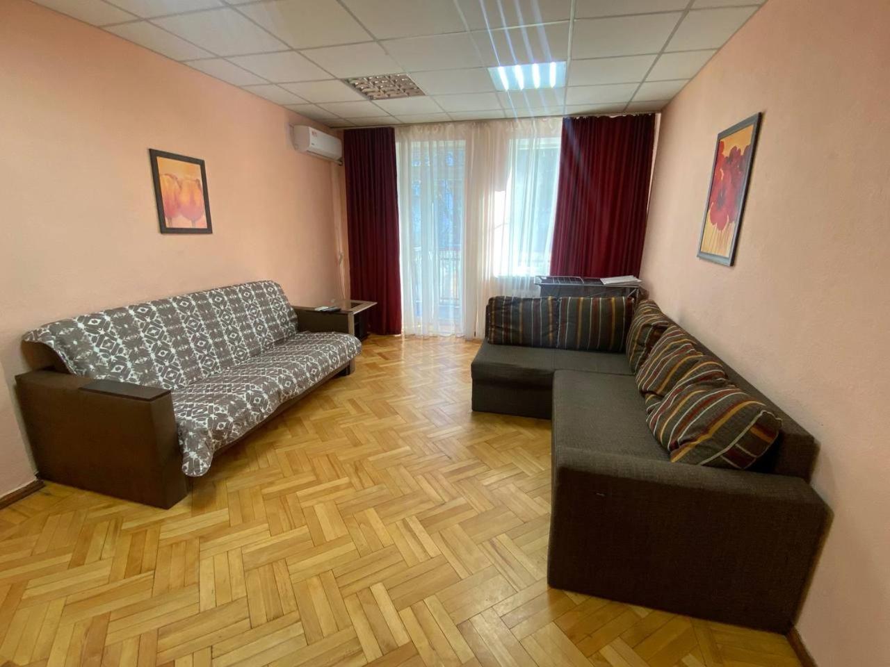 Apartments On Moskovskaja Днепър Екстериор снимка